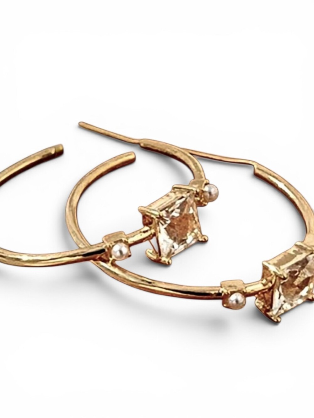 Dainty Gold Plated Copper Hoop Earrings With Baguette CZ Pearl Accent 34mm; NWOT